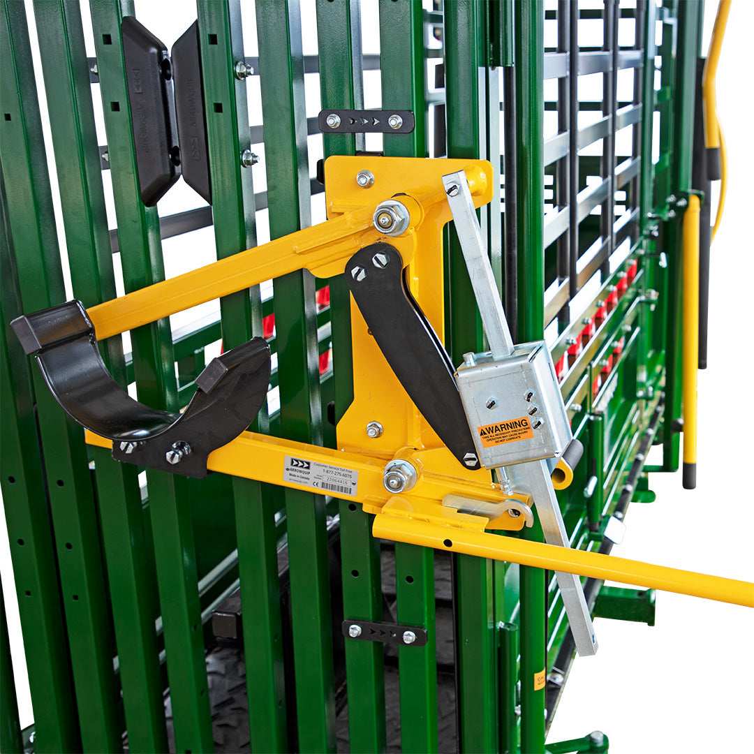 8800 Manual Chute incl. Vet Cage